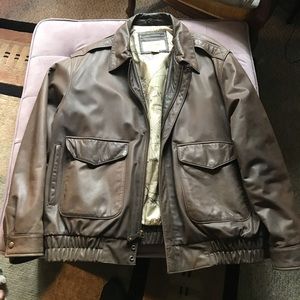 Vintage leather bomber jacket G-lll